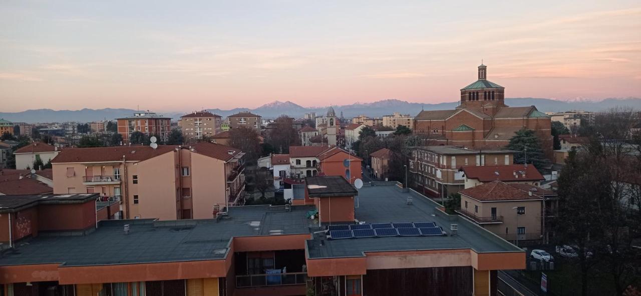 La Terrazza Su Monza Casa Vacanze Exterior foto
